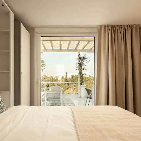 Rooftops Of Athens - Areos Studio Jacuzzi & View Exterior photo