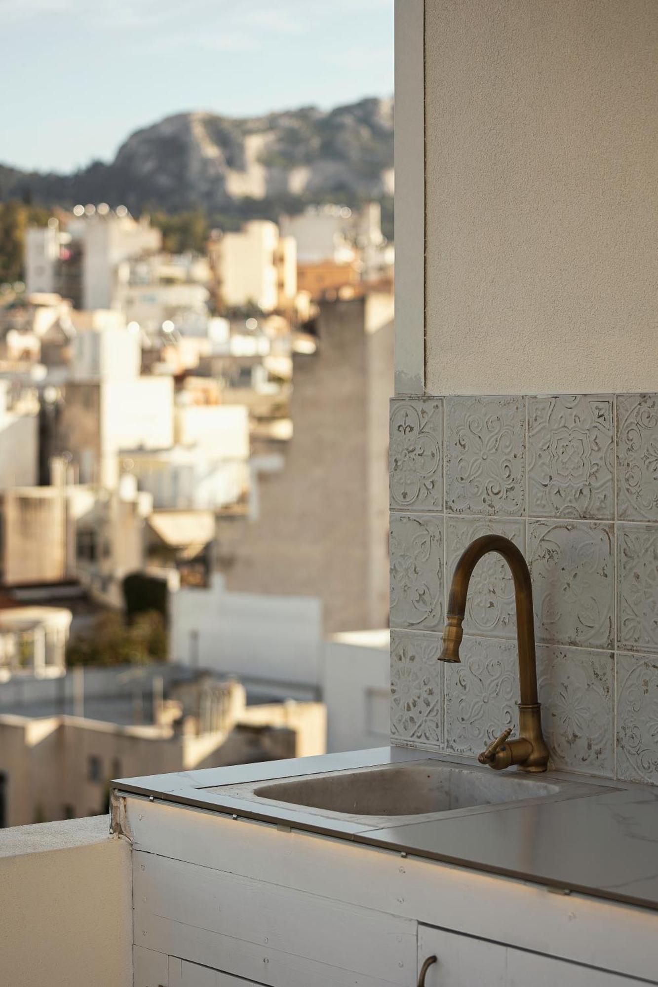 Rooftops Of - Areos Jacuzzi & View Apartment
