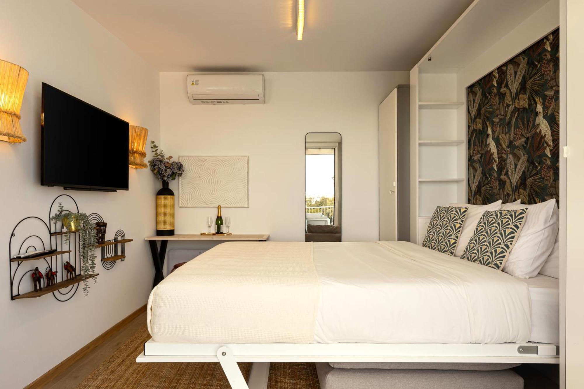 Rooftops Of - Areos Jacuzzi & View Athens