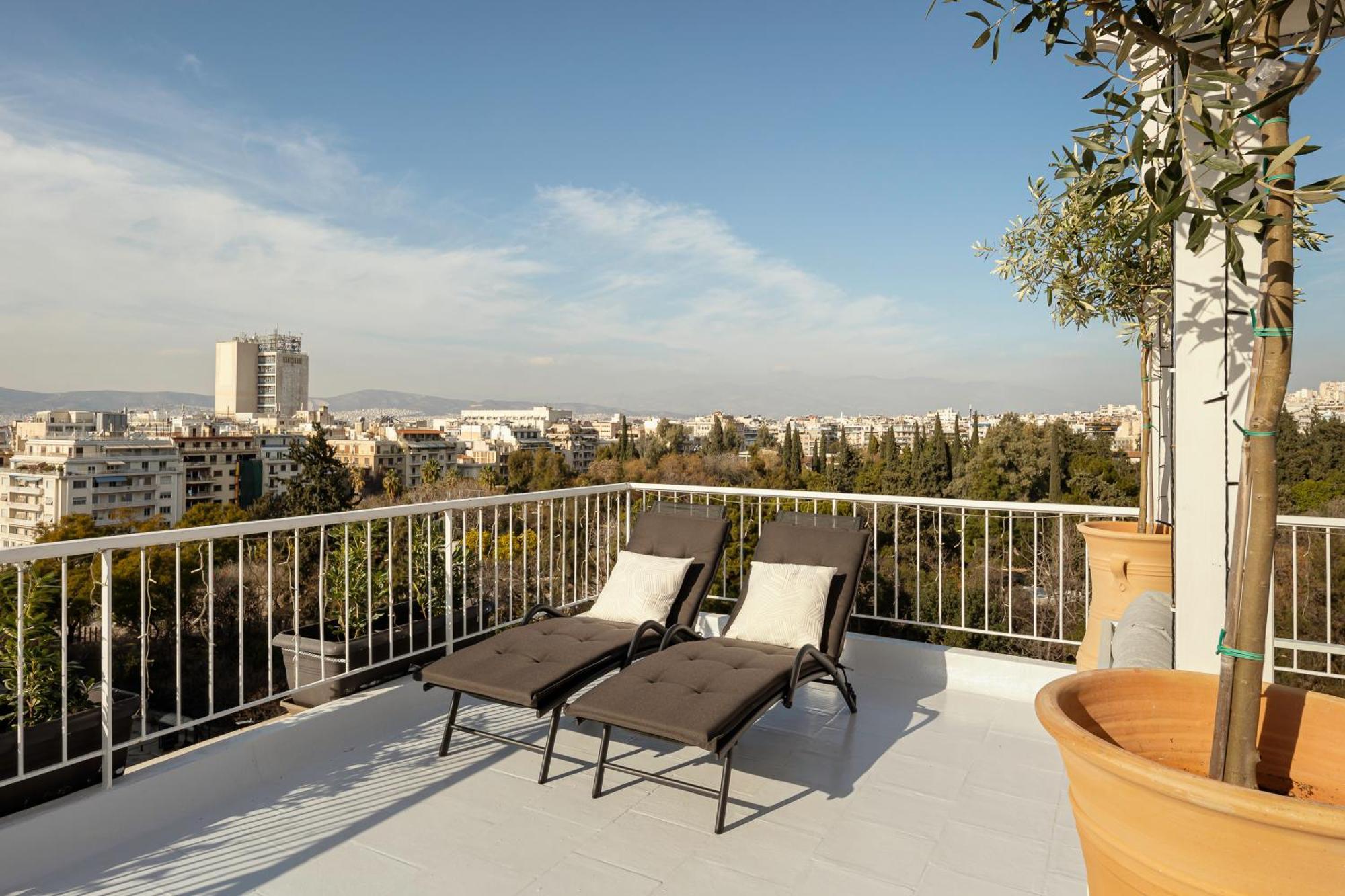 Apartment Rooftops Of - Areos Jacuzzi & View